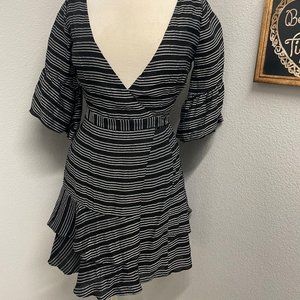 Kookai Fiji Womens Short Sleeve V Neck Ruffled Wrap Mini Dress Black 4